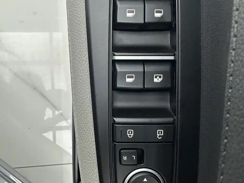 Kia K3 — миниатюра 11