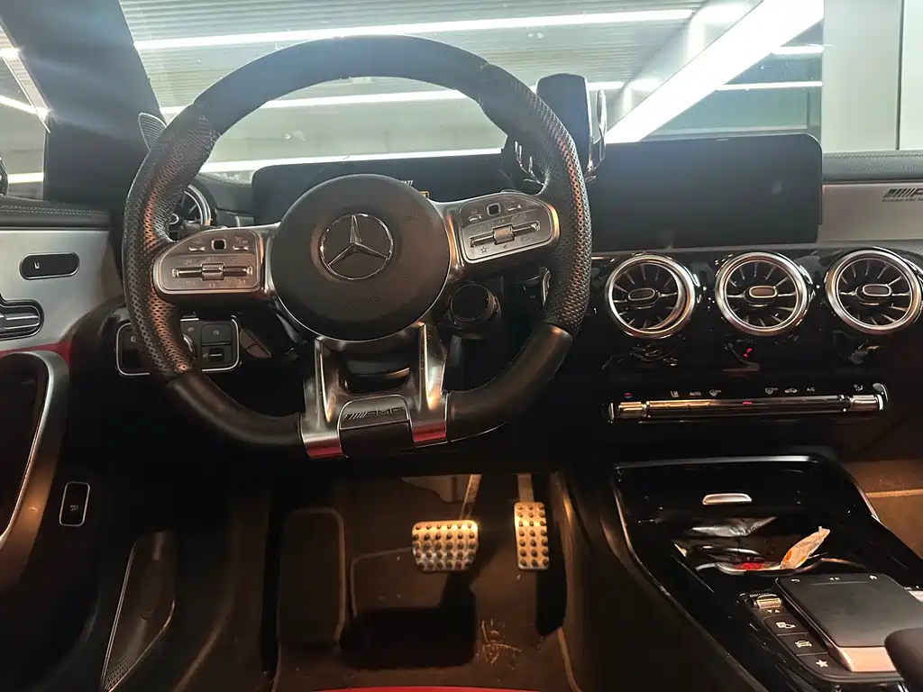 Mercedes-Benz CLA AMG — миниатюра 7