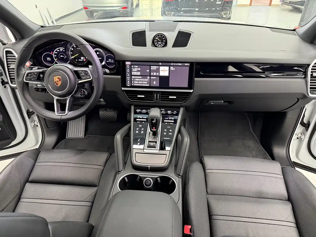 PORSCHE CAYENNE NEW ENERGY