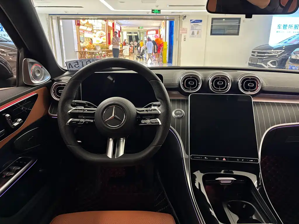 Mercedes-Benz C-Class — миниатюра 16