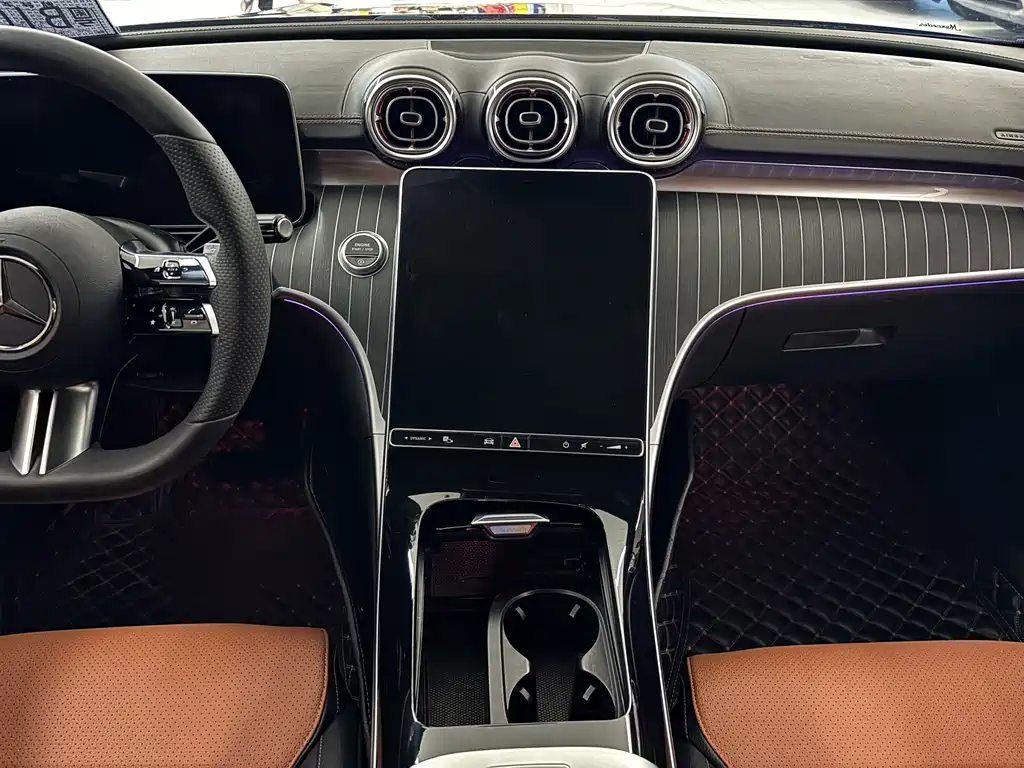 Mercedes-Benz C-Class — миниатюра 18