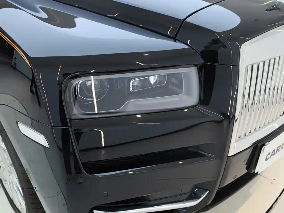 Rolls-Royce Cullinan — миниатюра 25