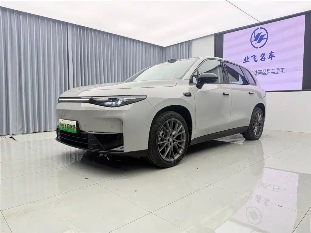 2025 Leapmotor C10 - zdjęcie 1 z 20