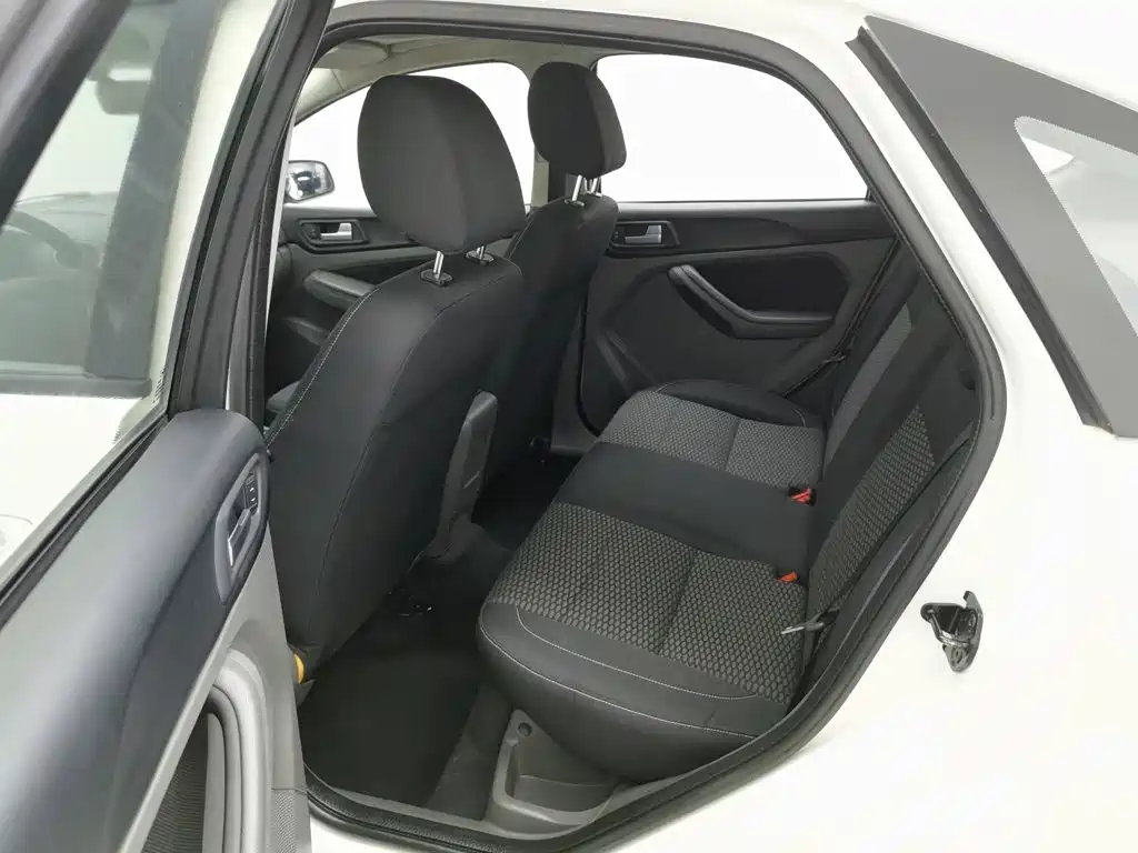 Ford Focus — миниатюра 15