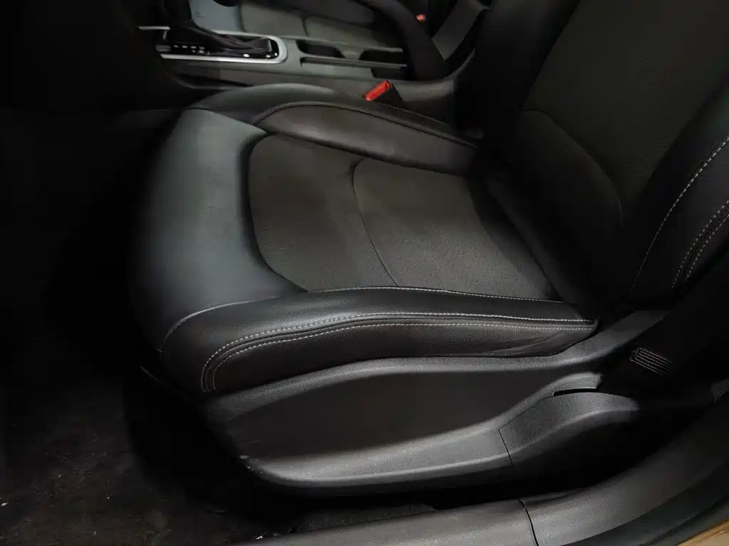 Chevrolet Cavalier — миниатюра 20