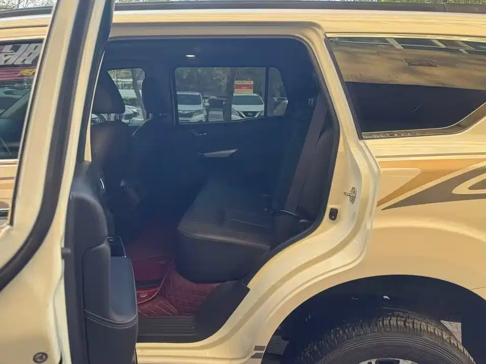 Nissan Terra 2020 2.5L XV 4WD AT Flagship