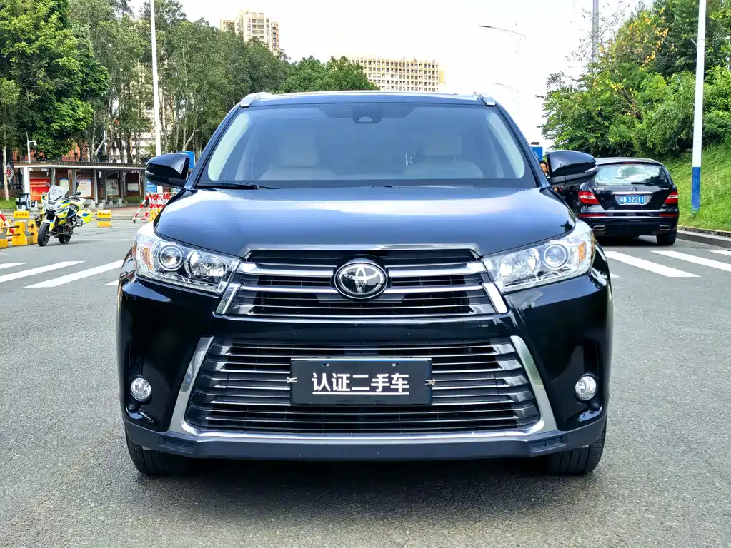 Toyota Highlander — миниатюра 2