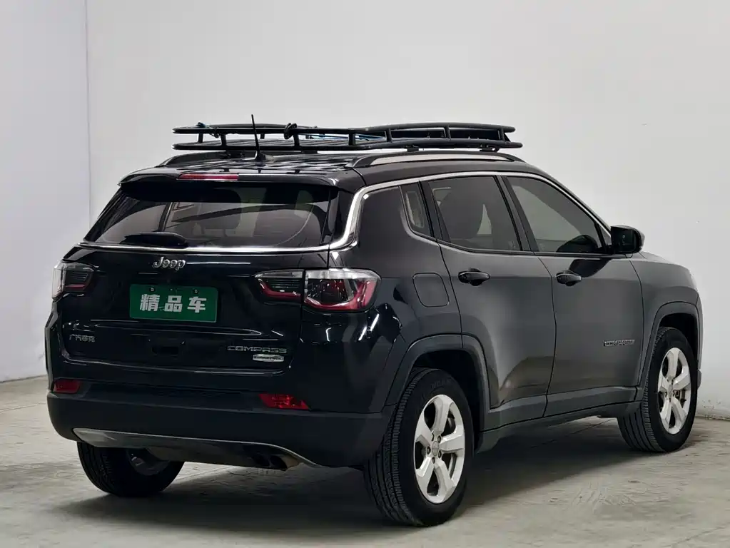 Jeep Compass — миниатюра 4