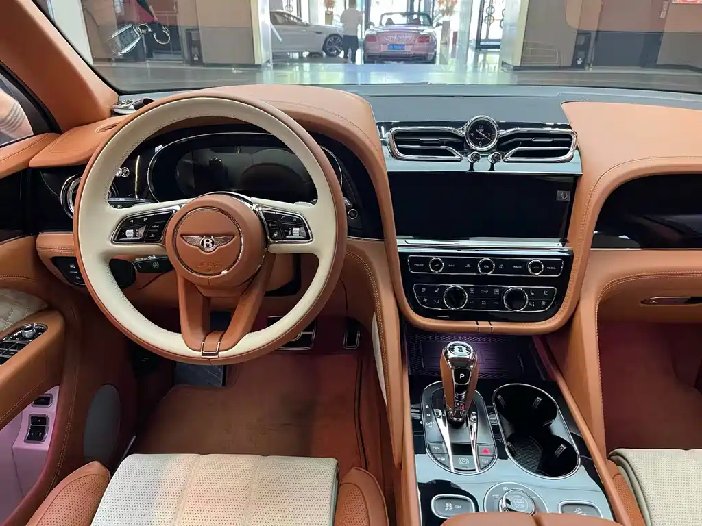 Bentley Bentayga — фотографии объявления, Фото 12