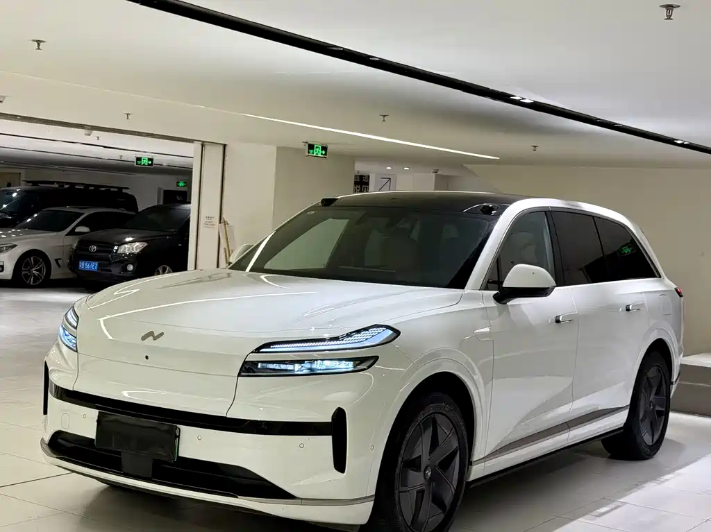 NIO Onvo L90 2025 Max 6-seat Edition