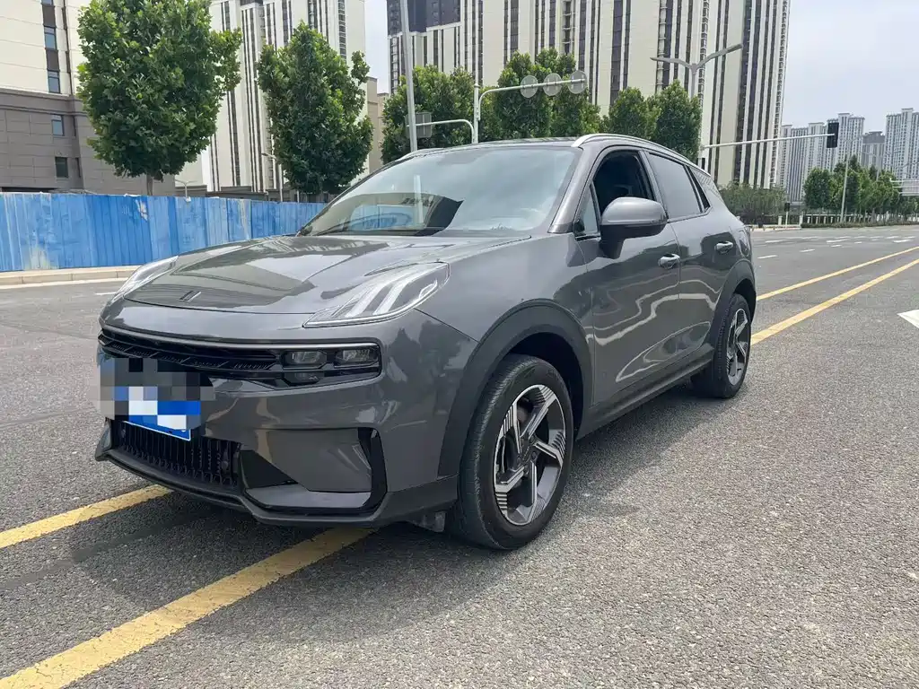Купить Lynk & Co 06