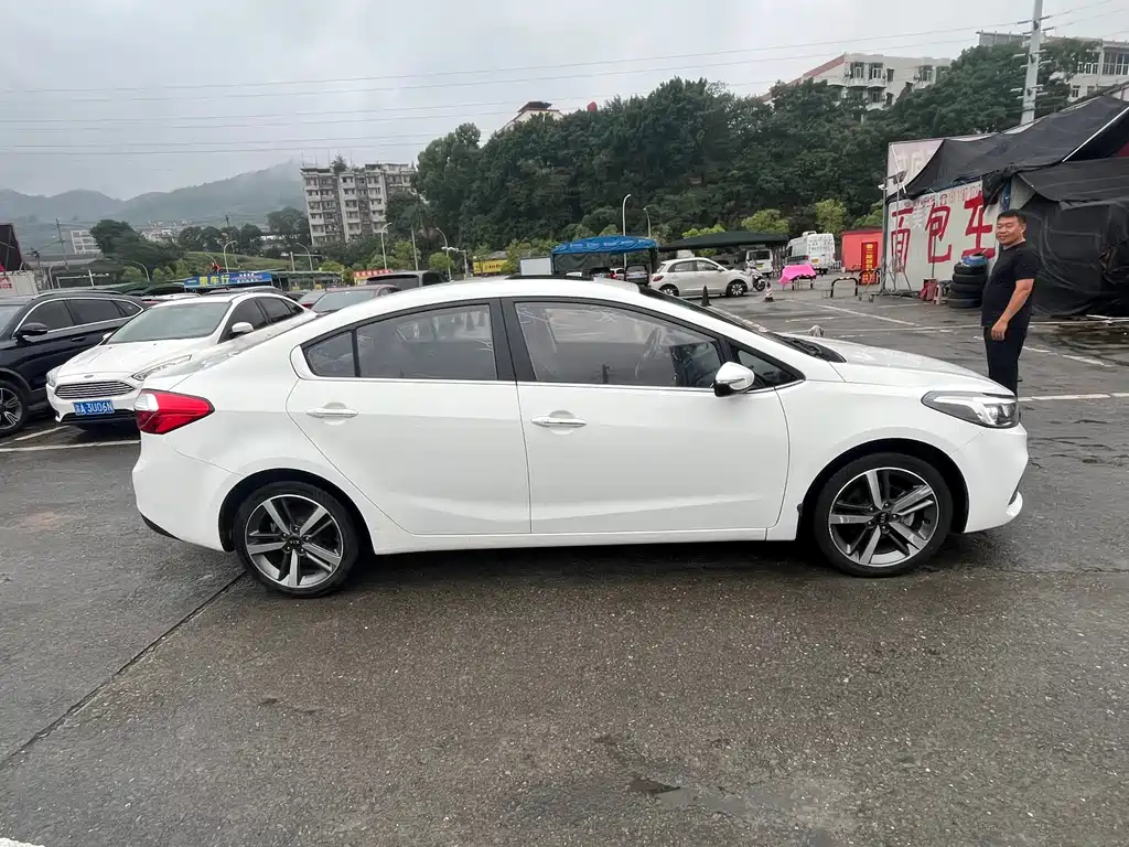 Kia K3 — миниатюра 5