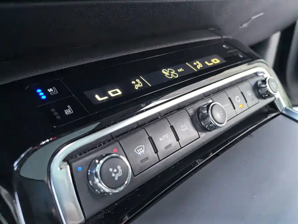Citroen C6 — миниатюра 30
