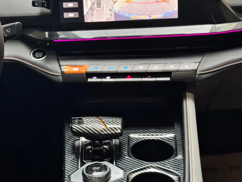 Changan UNI-V — миниатюра 7