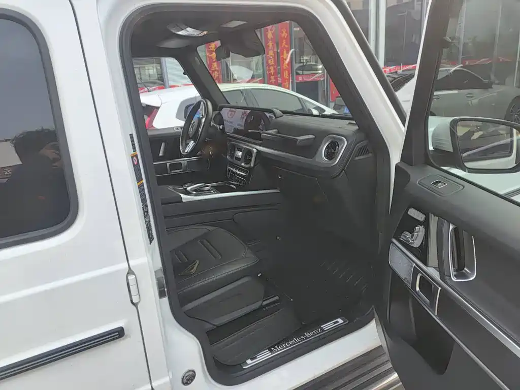 MERCEDES-BENZ G CLASS