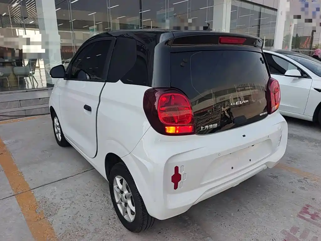 Roewe Clever — миниатюра 5