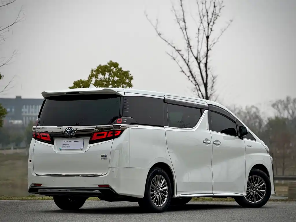 Toyota Vellfire 2021 2.5L HV