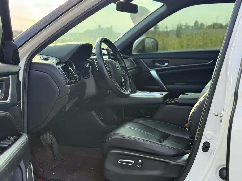 Honda UR-V — миниатюра 3