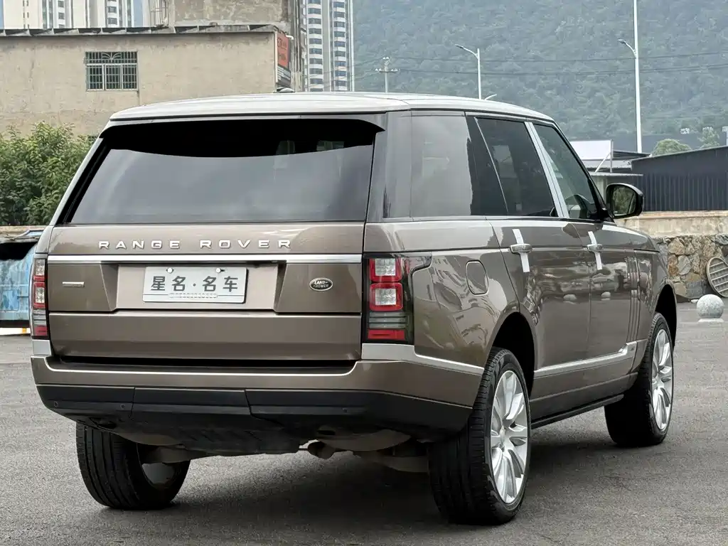 Land Rover Range Rover — миниатюра 10