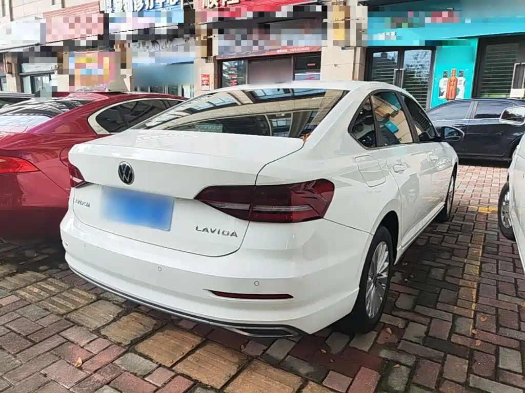 Volkswagen Lavida — миниатюра 7