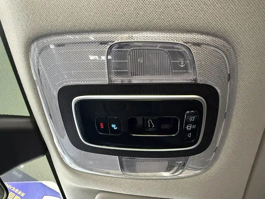 Hyundai Elantra — миниатюра 14