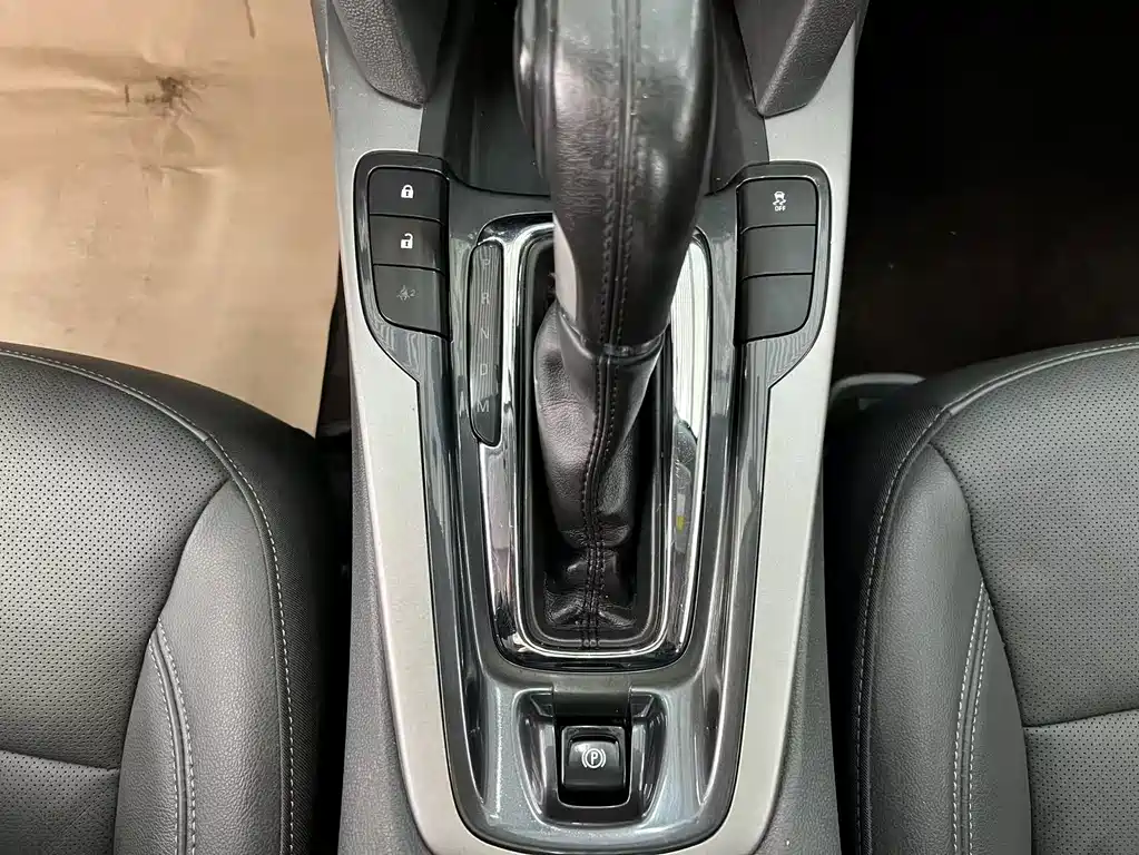 Chevrolet Malibu — миниатюра 13