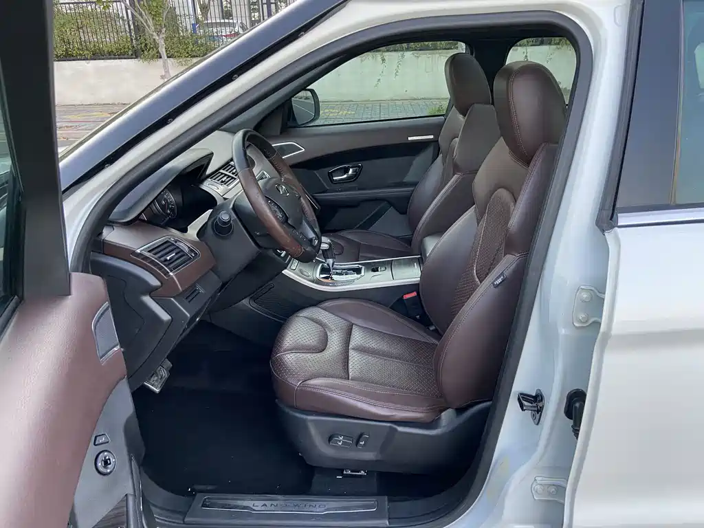 Landwind Landwind X7 — миниатюра 7