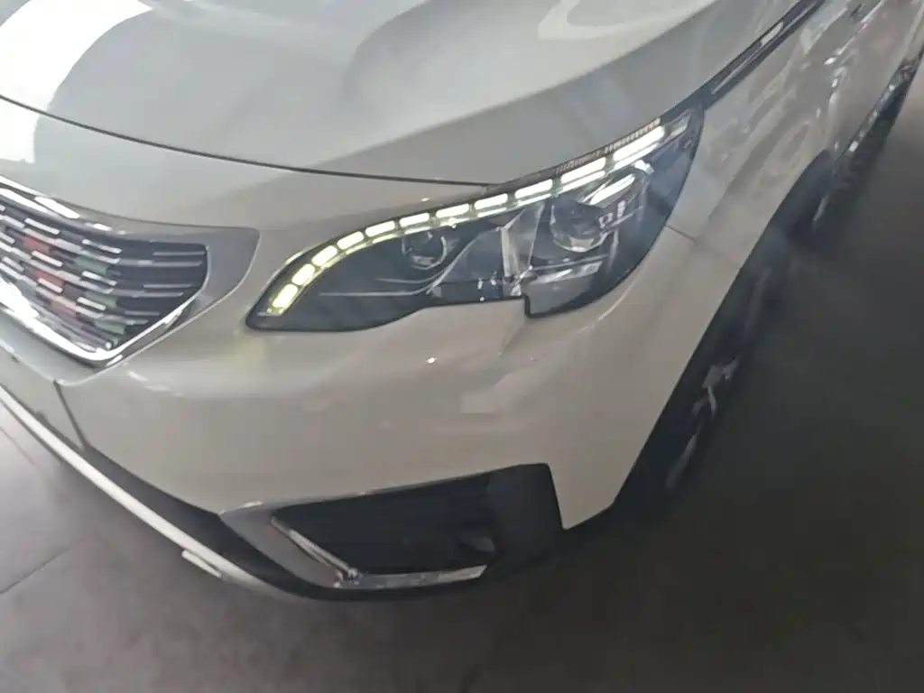 Peugeot 5008 — миниатюра 24