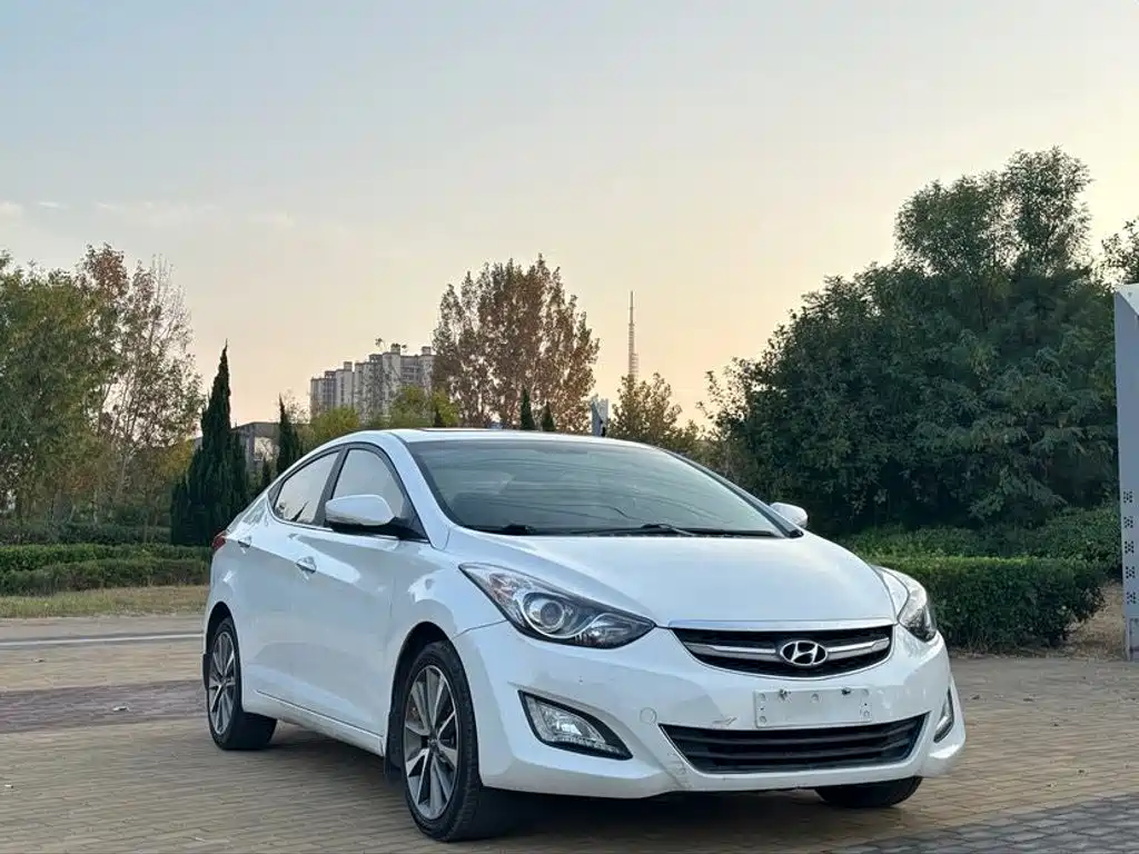 Hyundai Elantra Langdong — миниатюра 3