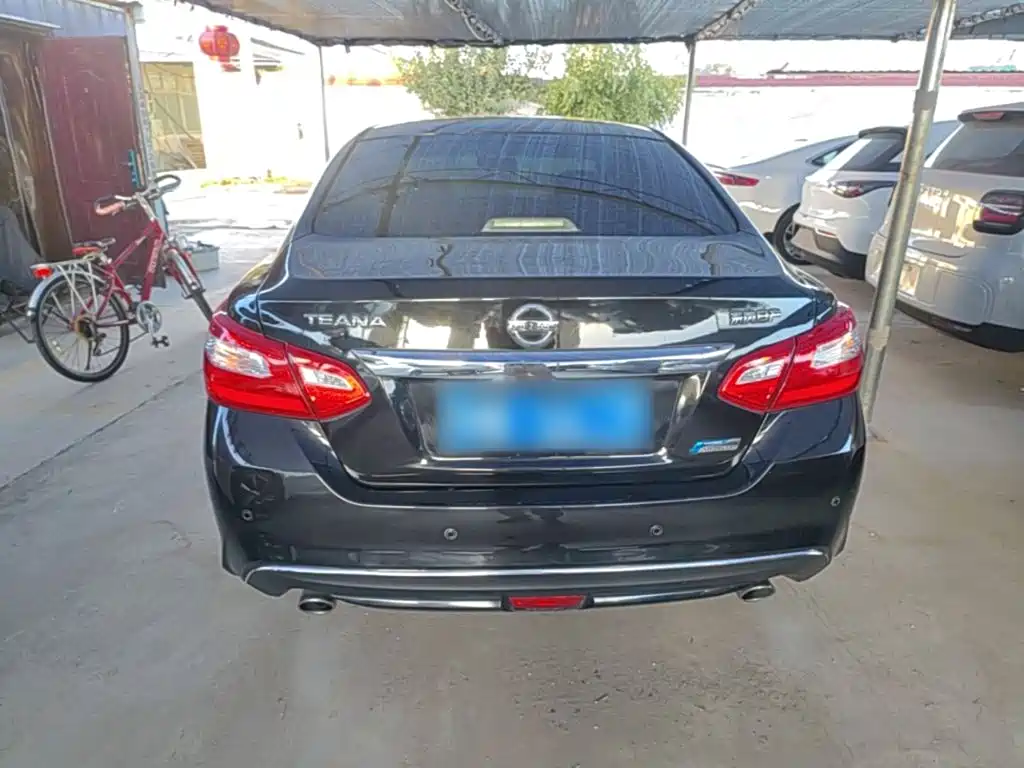 Nissan Teana — миниатюра 6