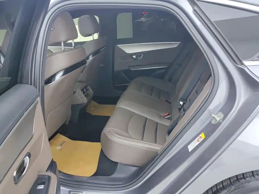 BYD Han — миниатюра 11