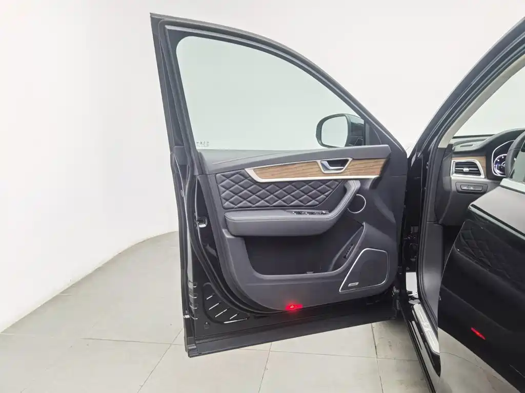 Hongqi Hongqi HS7 — миниатюра 8