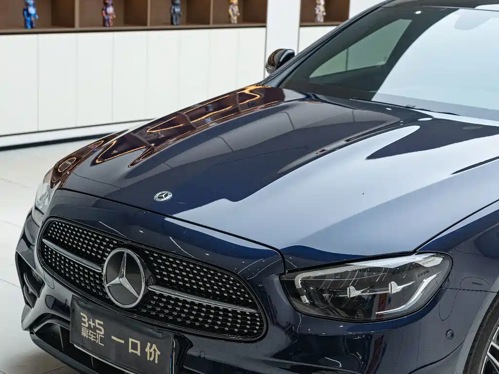 Mercedes-Benz E-Class (Import) — миниатюра 2