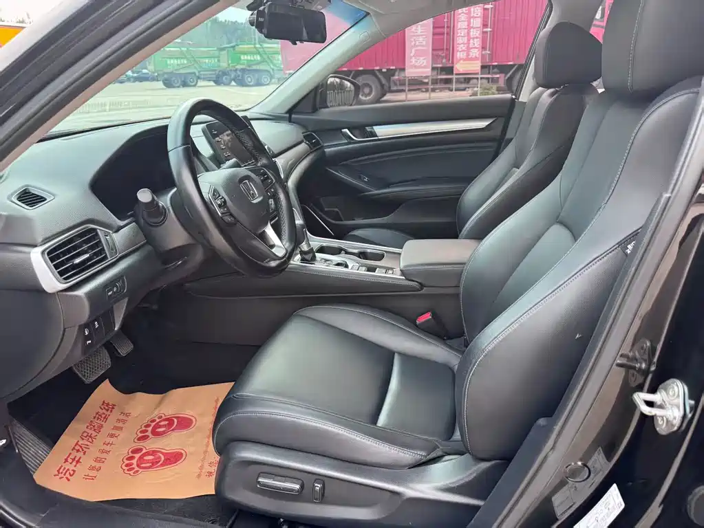 Honda Accord — миниатюра 4