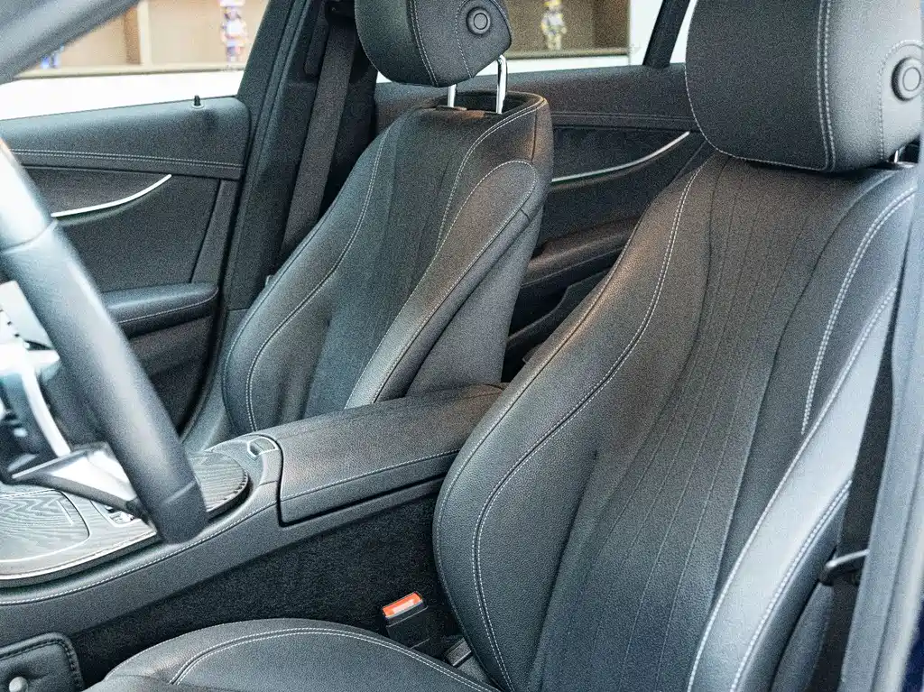 Mercedes-Benz E-Class (Import) — миниатюра 9