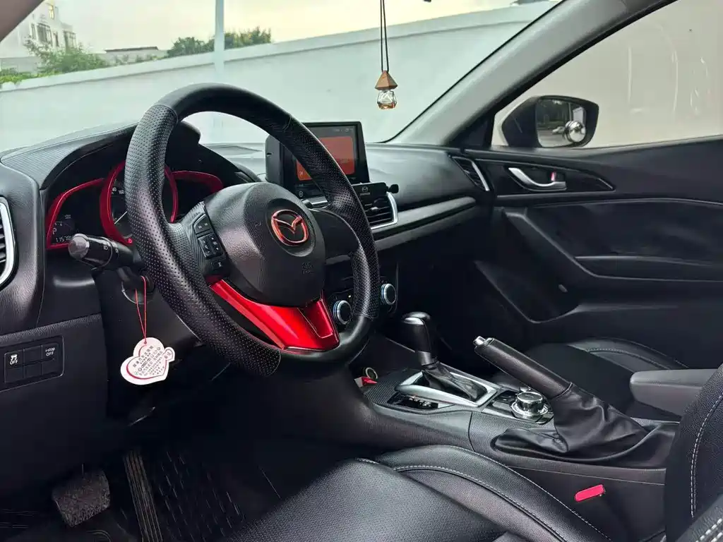Mazda 3 Axela — миниатюра 9