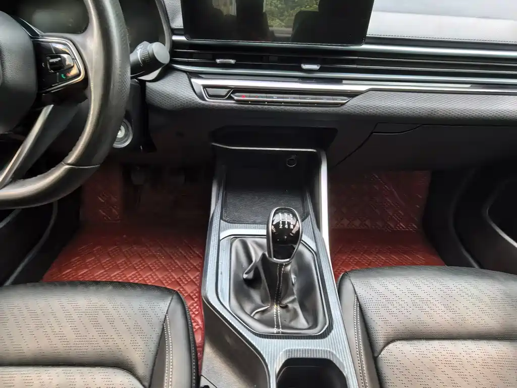 Geely Emgrand — миниатюра 12