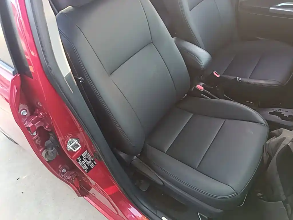 Toyota Yaris L — миниатюра 25