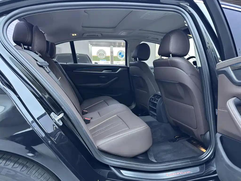 BMW 5 SERIES NEW ENERGY