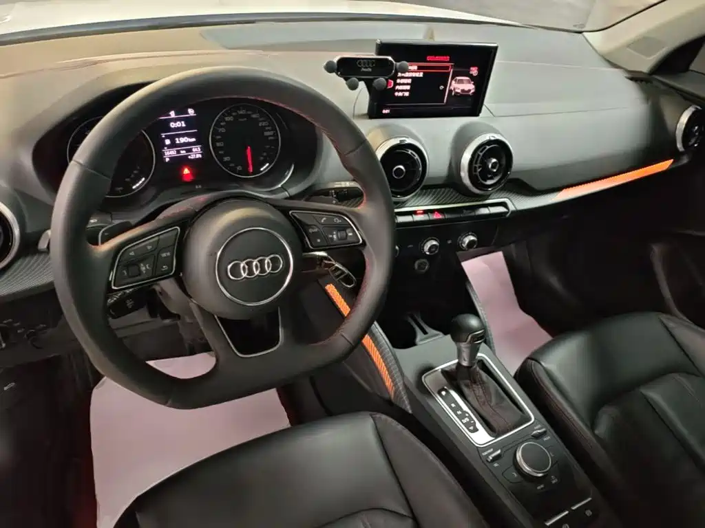 Audi Q2L — миниатюра 10
