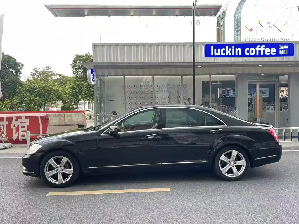Mercedes-Benz S-Class — миниатюра 7