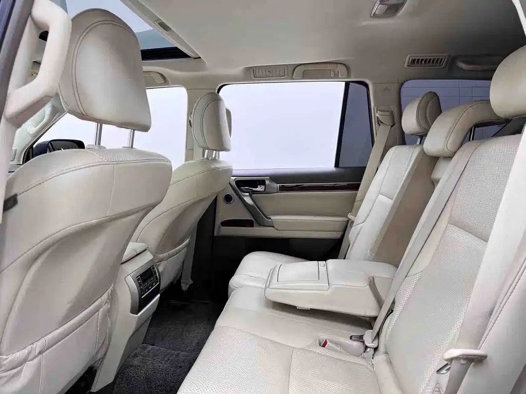 Lexus GX — миниатюра 11