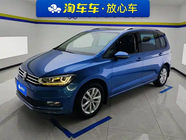 VOLKSWAGEN TOURAN 2018