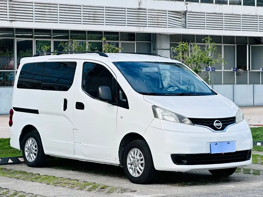 Nissan NV200 2013 1.6L Luxury IV