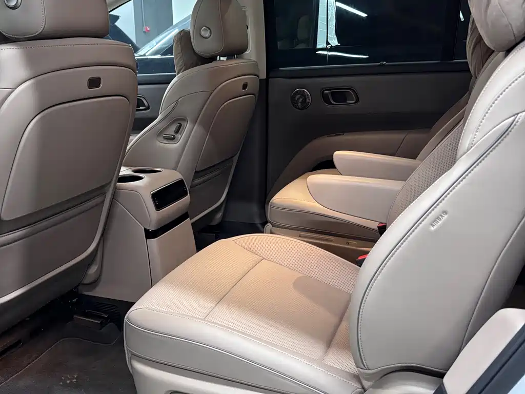 Li Auto Li i8 — миниатюра 4