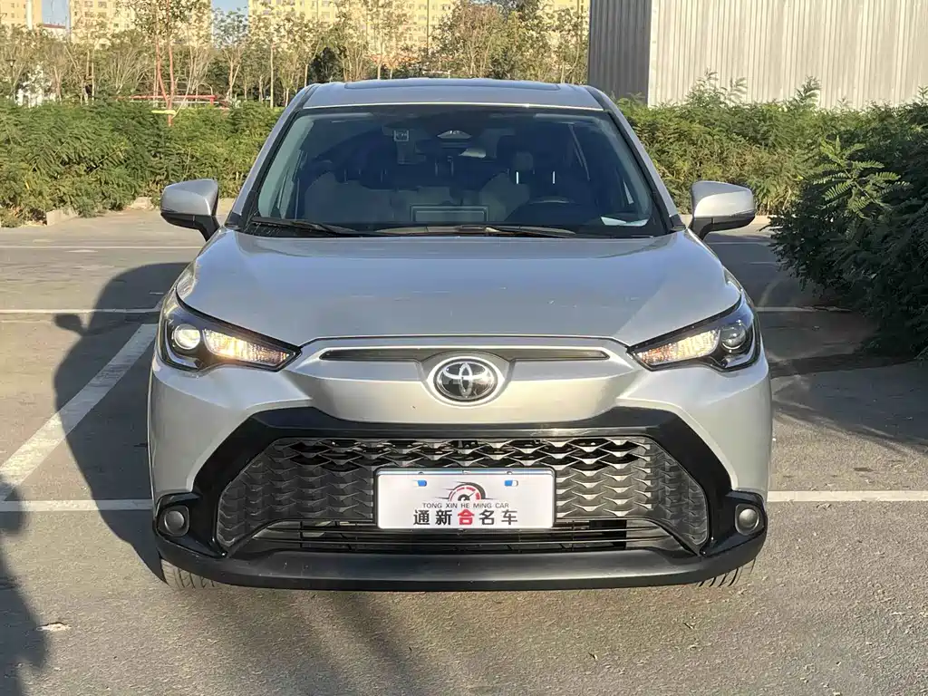 Toyota Frontlander — миниатюра 2
