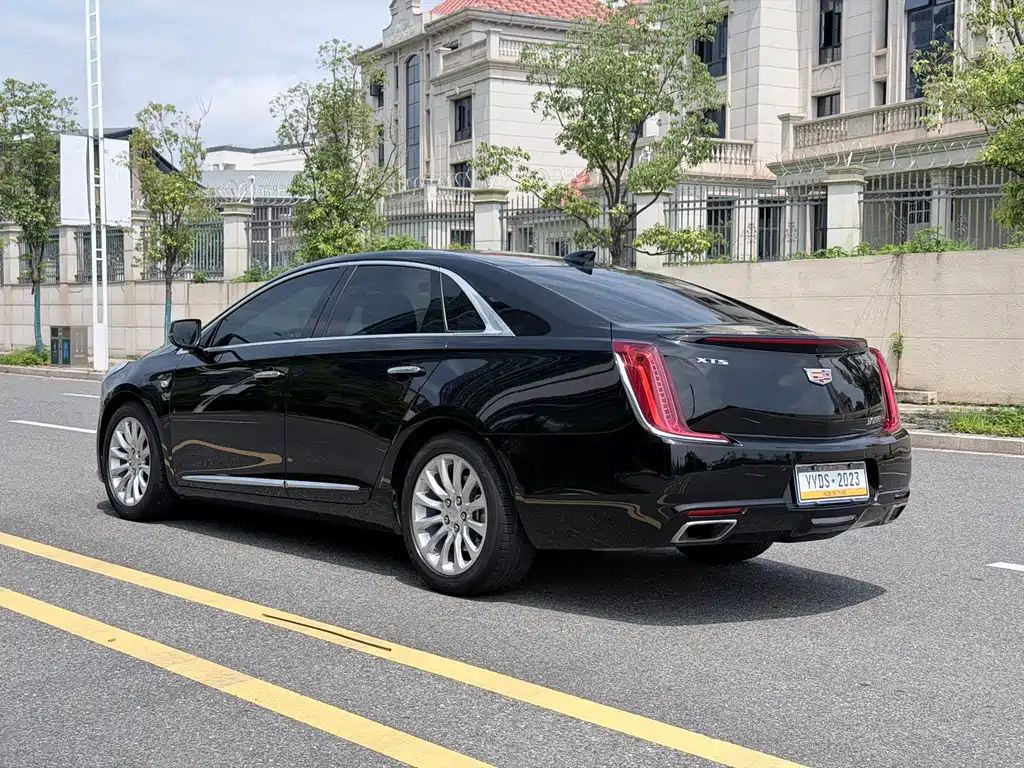 Cadillac XTS 2018 28T Elite