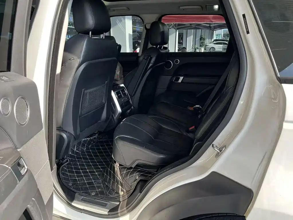 Land Rover Sport — миниатюра 4