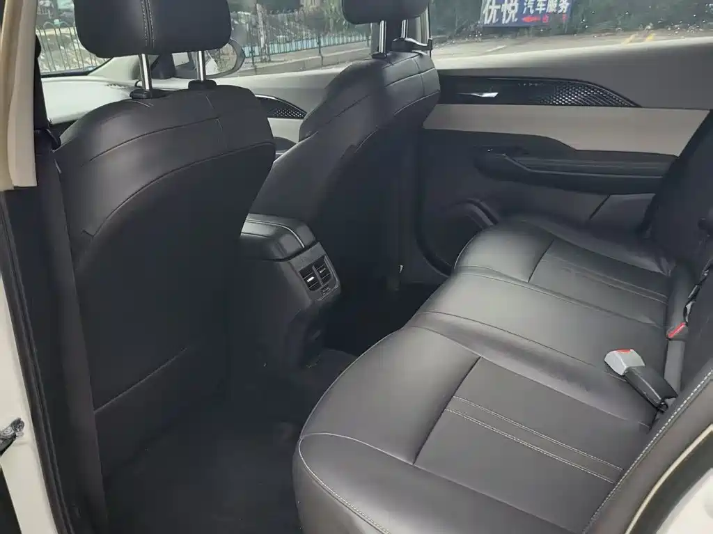 Dongfeng E70 2021 500 Pro
