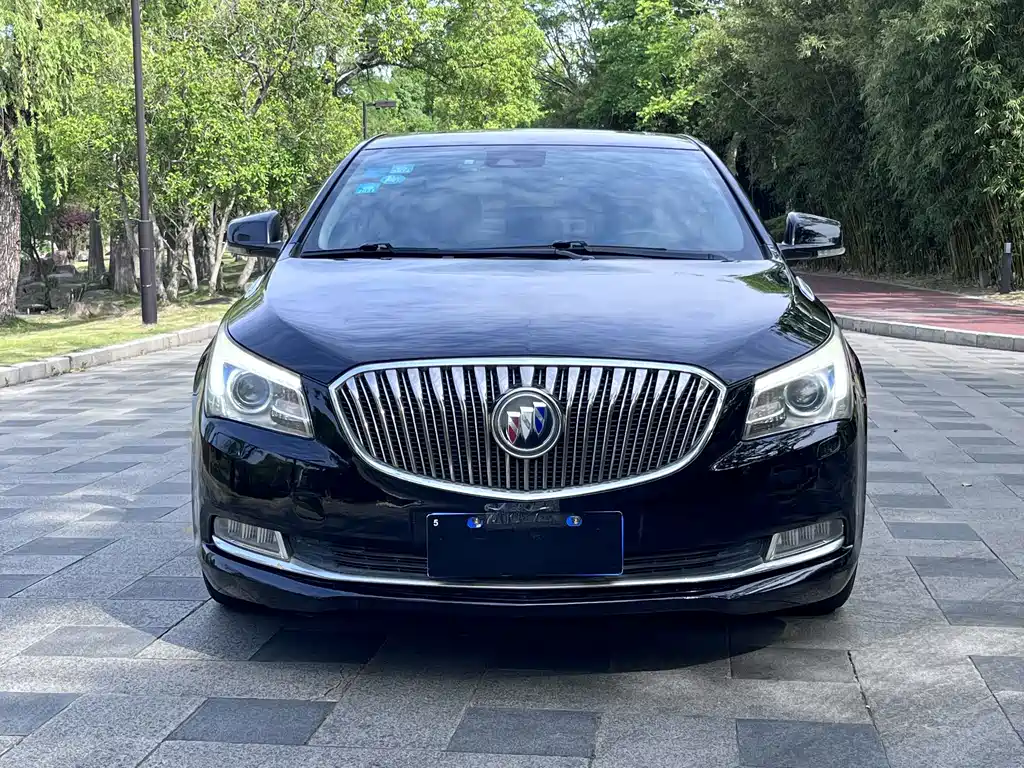 Buick LaCrosse — миниатюра 2